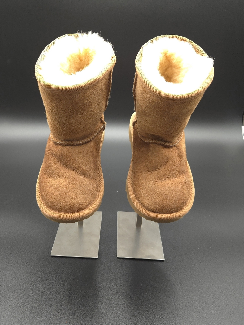 UGG Toddlers’ Classic II Boots Chestnut Suede Shearling Size 8T